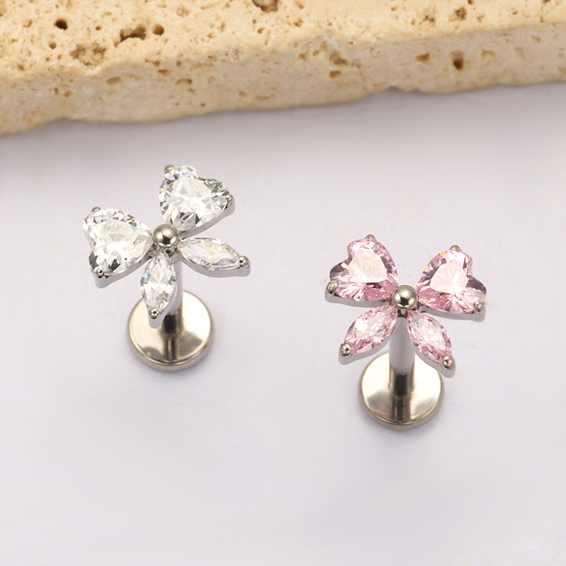 ASTM F136 TItanium Heart CZ Bo - Zoor Body Jewelry recensione e prezzo