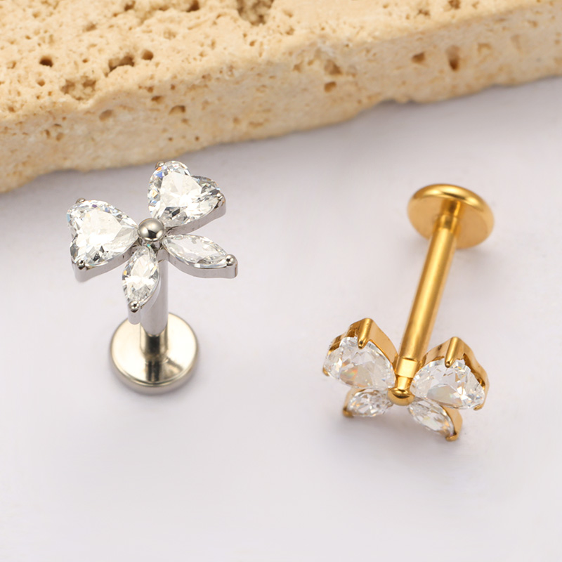 ASTM F136 TItanium Heart CZ Bo - Zoor Body Jewelry recensione e prezzo