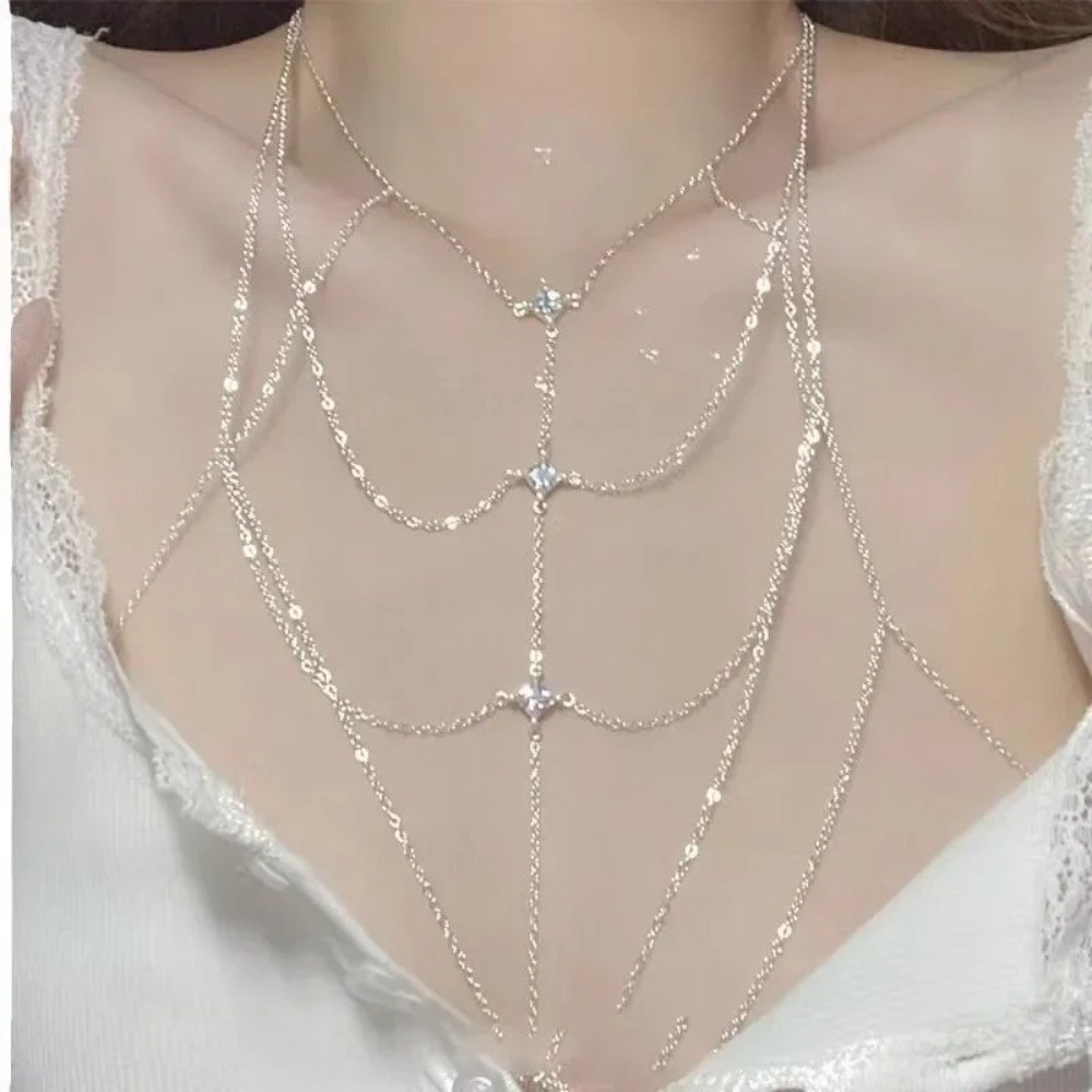 Glitter Rhinestone Bust Chain  - Body Jewelry Unique recensione e prezzo