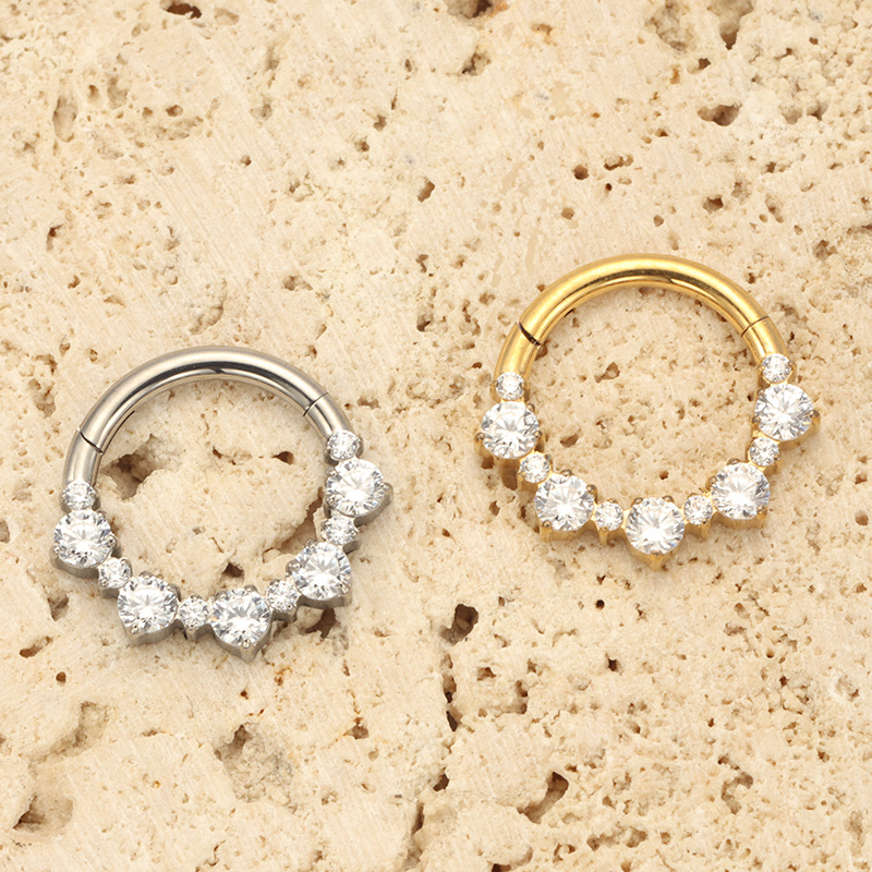 ASTM F136 TItanium Daith Click - Zoor Body Jewelry recensione e prezzo