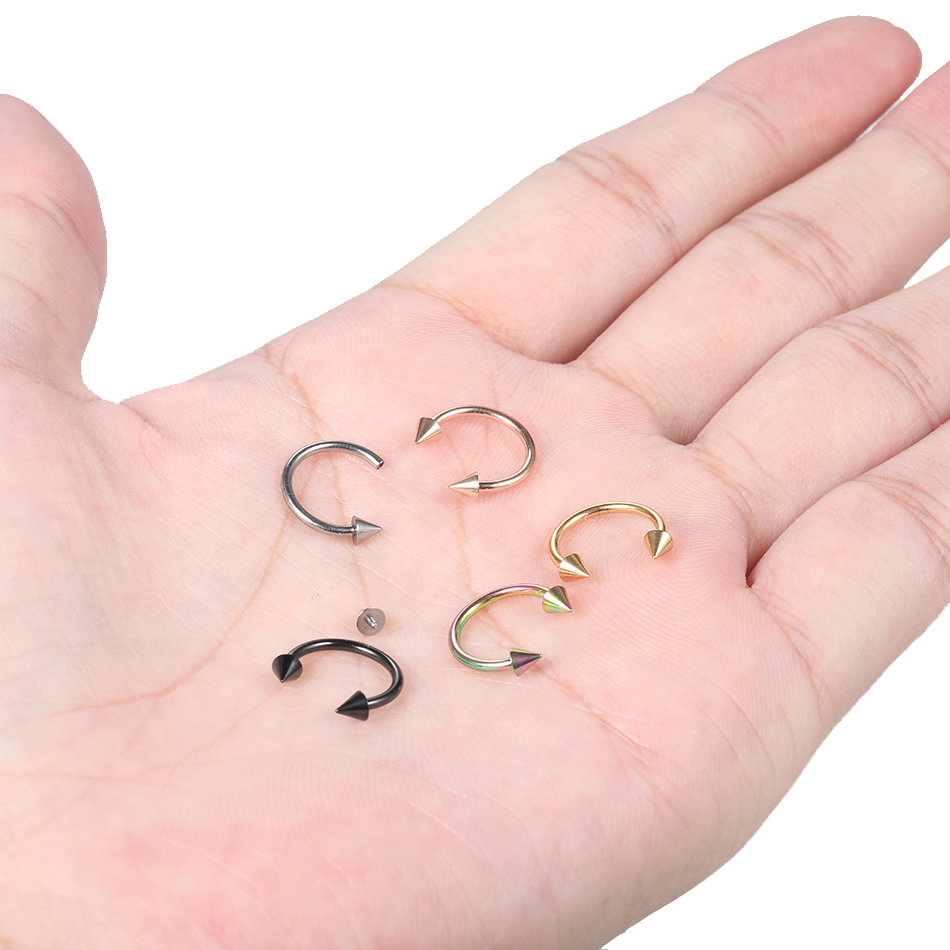 1PC Titanium 16G Septum Horses - Zoor Body Jewelry recensione e prezzo