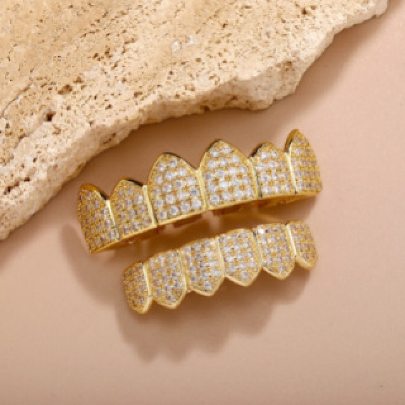 New High-End Luxury Full Diamo - Body Jewelry Real Gold recensione e prezzo