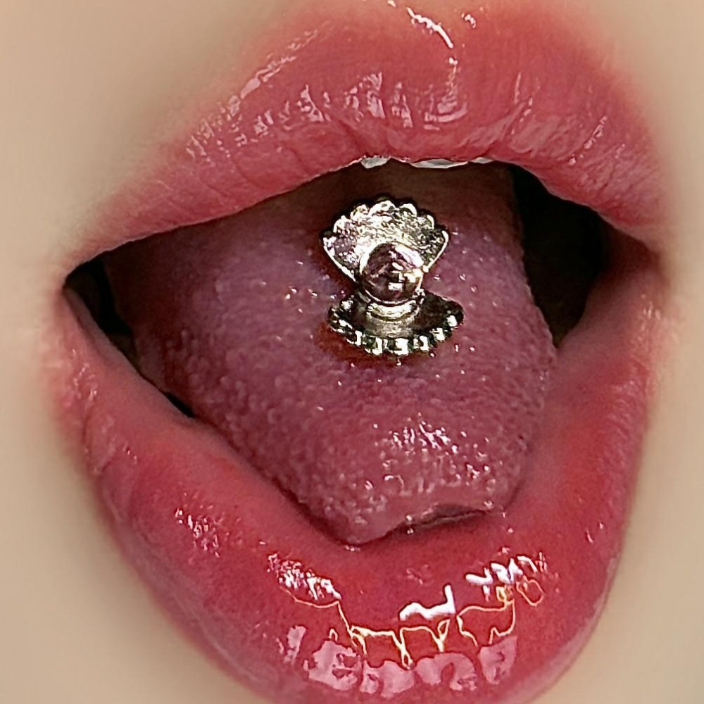 2026 Unique Shell Tongue Ring  - Body Jewelry Unique recensione e prezzo