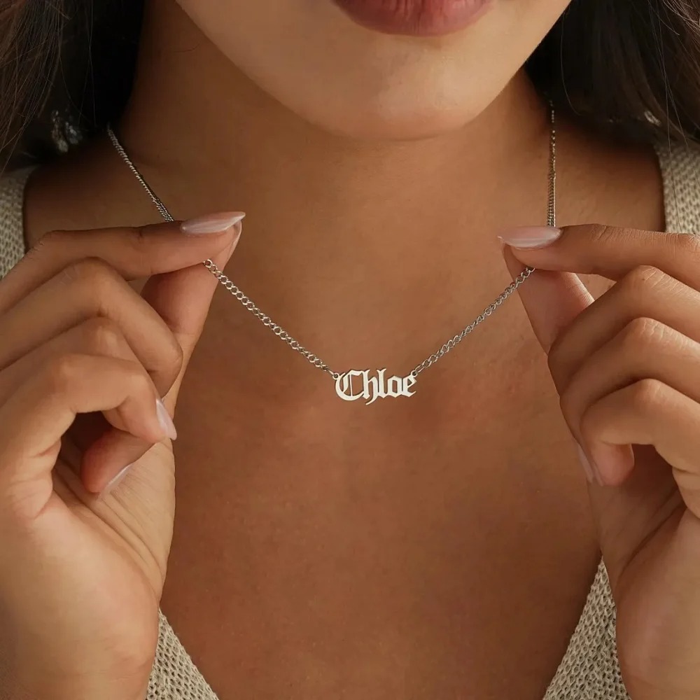 Customized Name Necklace with  - Body Jewelry Unique recensione e prezzo