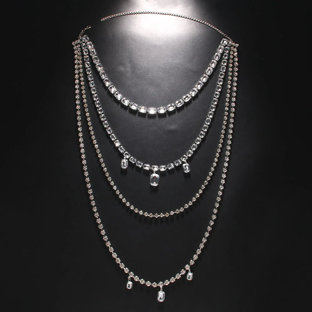 Shine Rhinestone Long Tassel B - Body Jewelry Back recensione e prezzo
