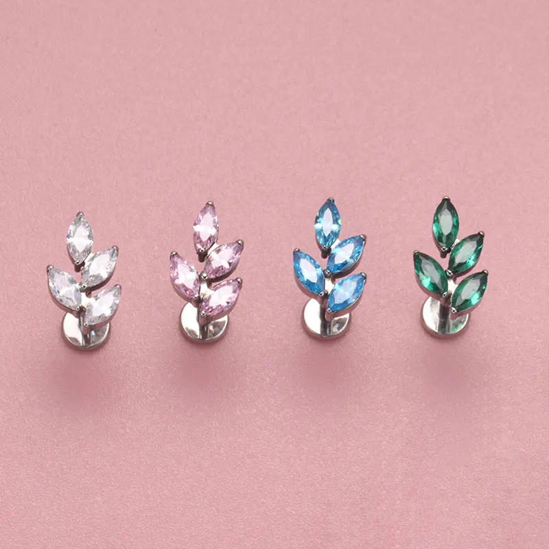 G23 Titanium Gem CZ Ear Conch  - Zoor Body Jewelry recensione e prezzo
