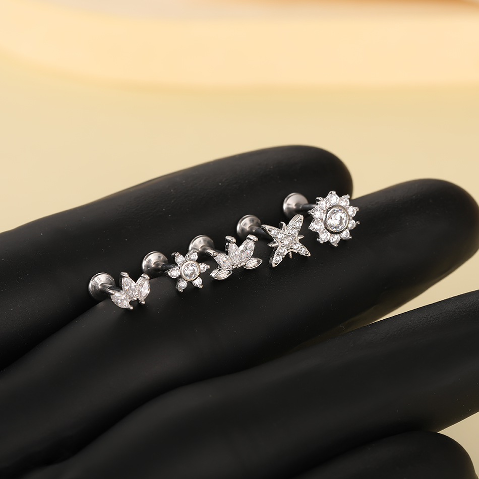 1Pc Stainless Steel Flower Zir - Body Jewelry Internally Threaded recensione e prezzo