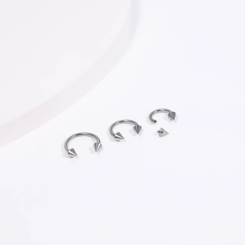 F136 Titanium Hoop Nose Rings  - Zoor Body Jewelry recensione e prezzo